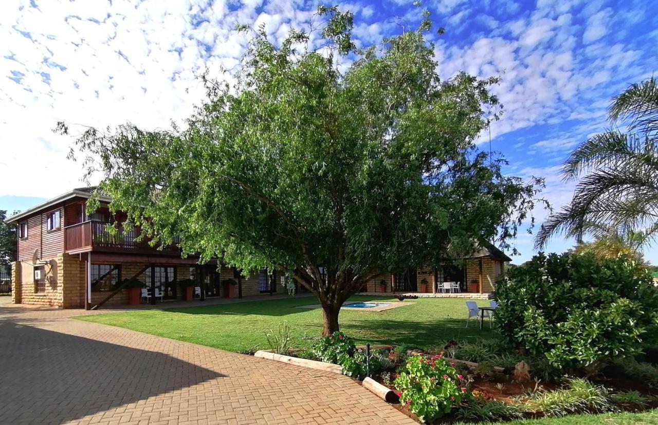 Safe Haven Guesthouse Bloemfontein Exterior foto